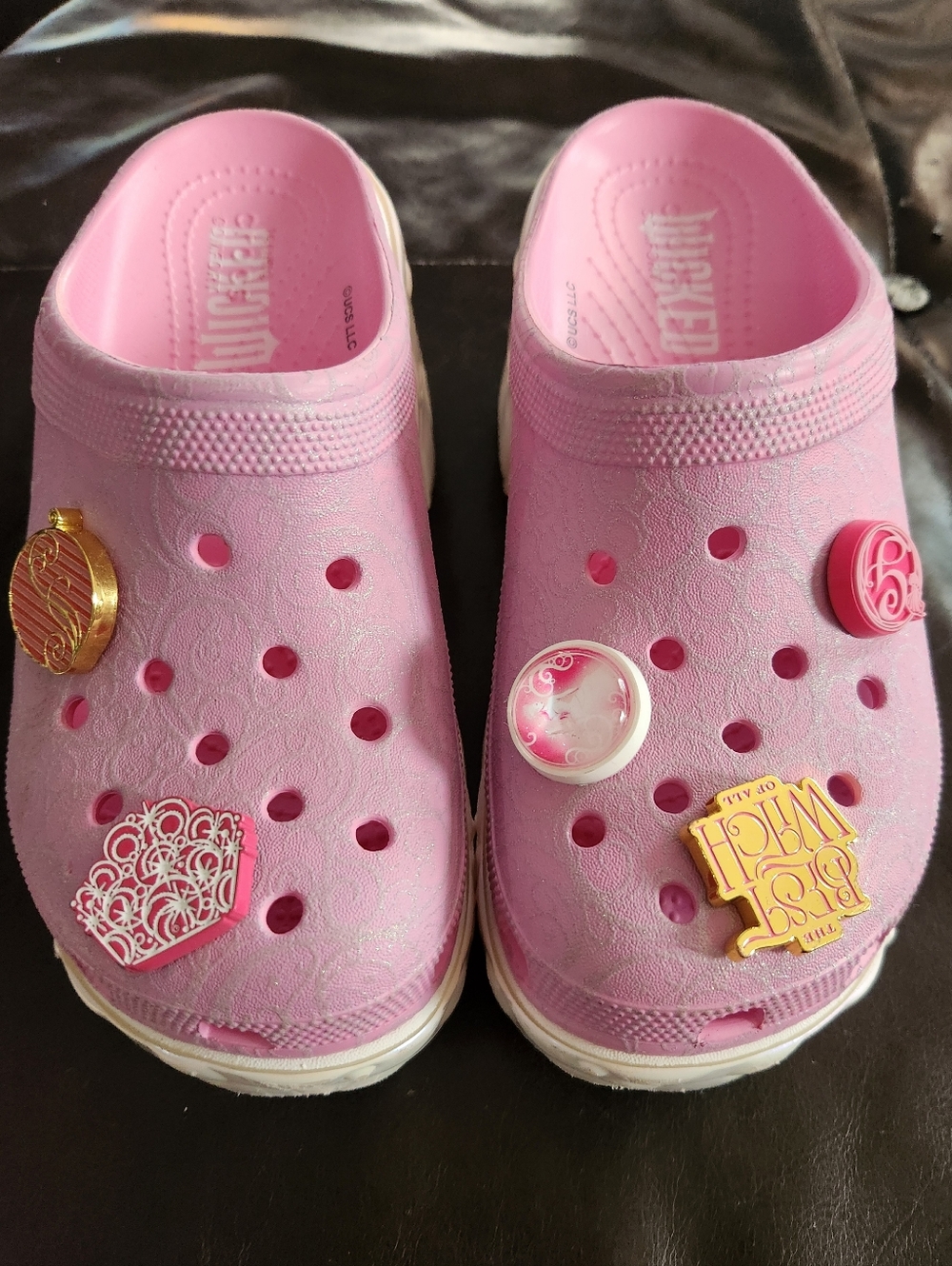 Crocs Glinda Wicked 7 Siren Clog, Best Witch 🫧